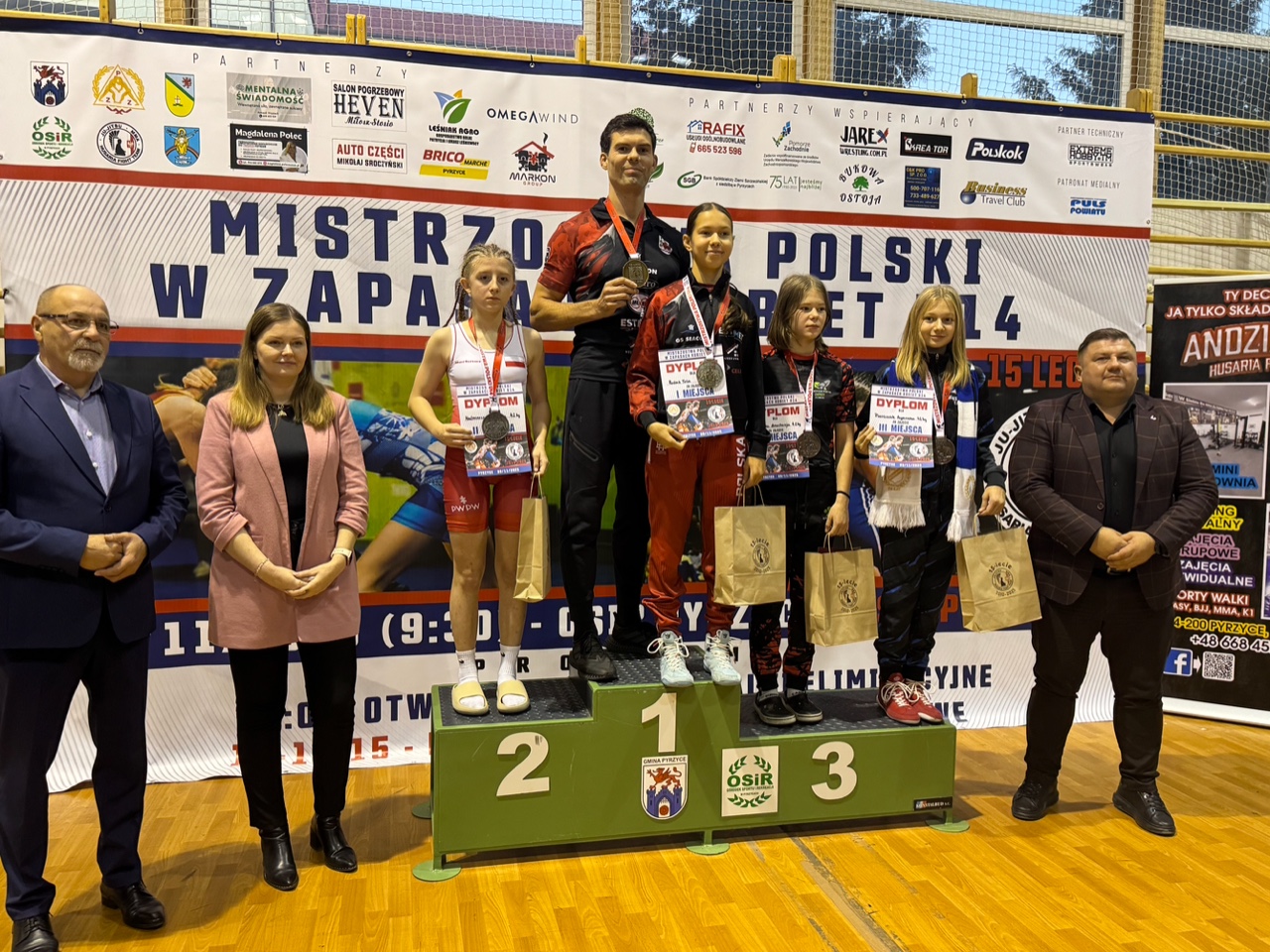 Zdjęcie: Tola Rudnik Mistrzynią Polski U-14! - Piąty tytuł Mistrzyni Polski Młodziczek obroniony!