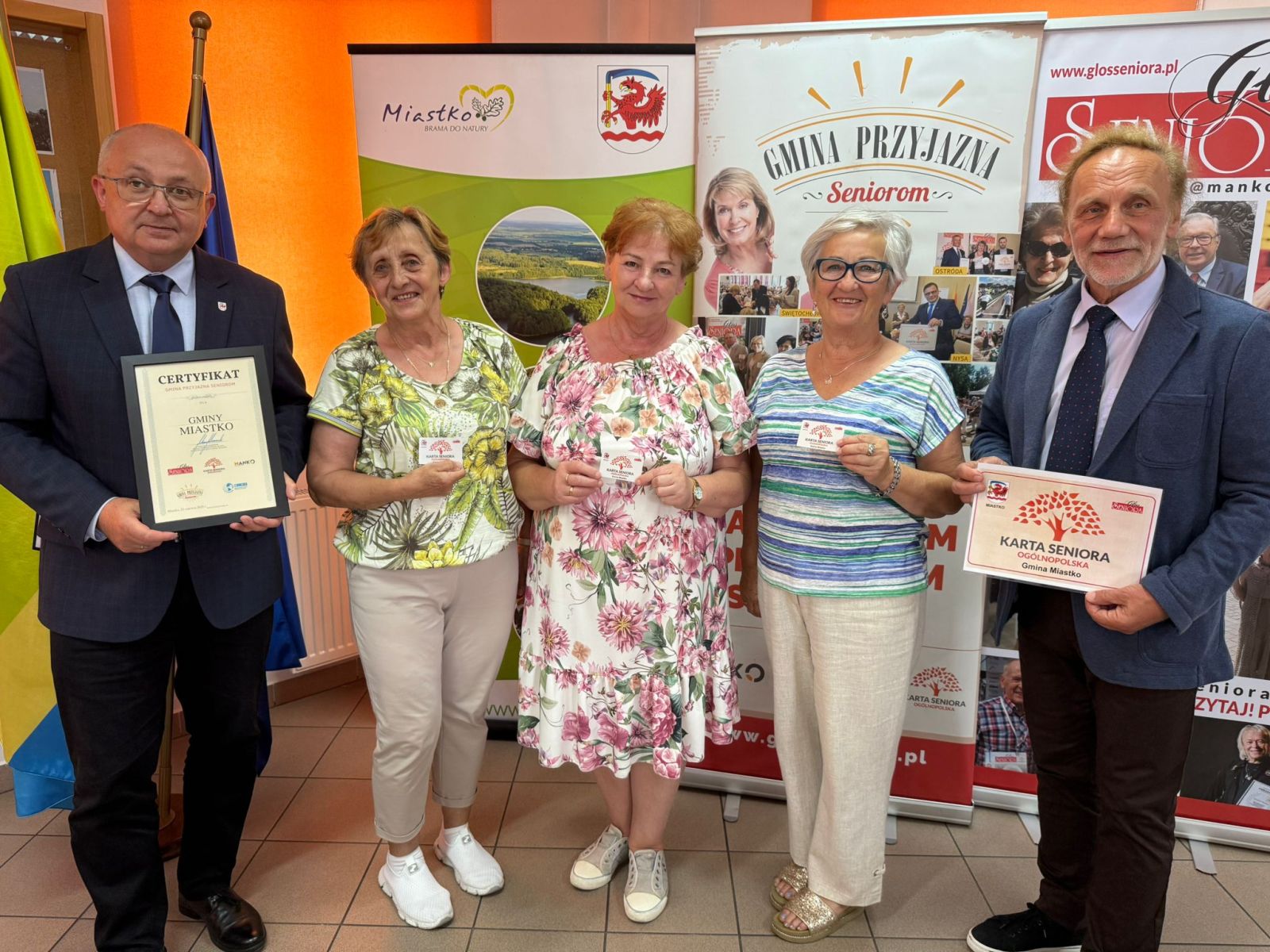 Zdjęcie: Pierwsze Karty Seniora rozdane!