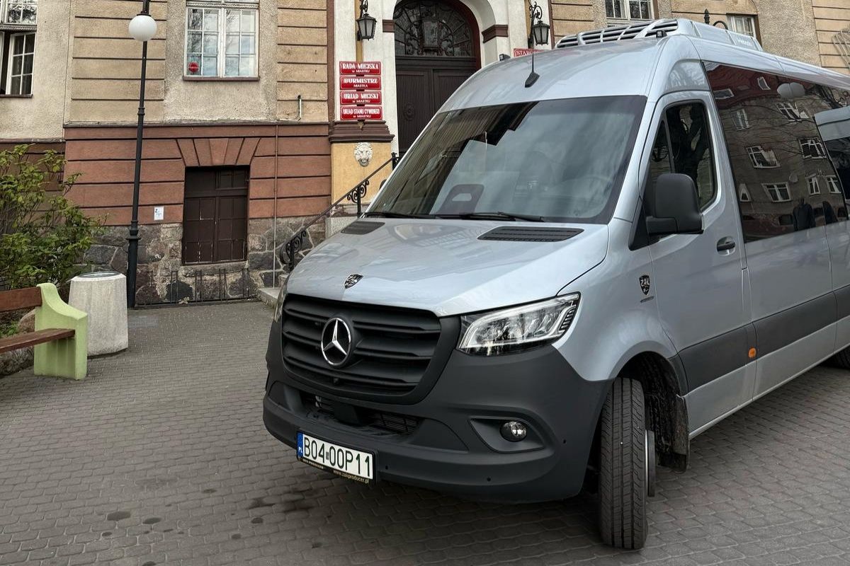 Zdjęcie: Nowy autobus dla osób z niepełnosprawnościami